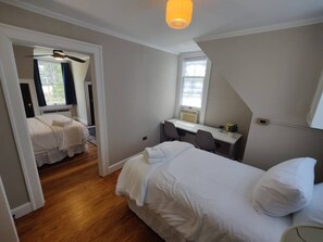 4 bedrooms, desk, iron/ironing board, travel cot - Historic Mayor`s Manor | 2 King Bds • Fenced Yard (Sanford)