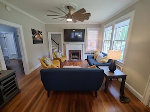 Smart TV, fireplace, offices