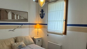 1 bedroom, free WiFi - 2-room apartment near beach with parking in Cabourg (Cabourg)