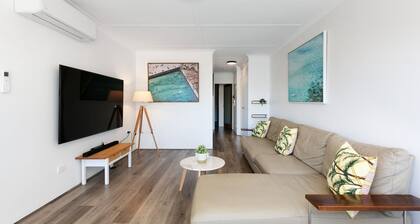 Beachside Nook @ Warilla - Next to Warilla Beach