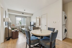 Interior - Simplicity At the Rim 1112 I Comfy 2 Bed 2 Bath (San Antonio)