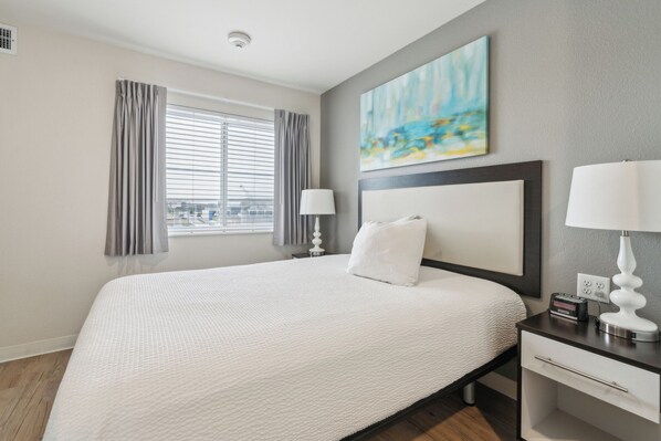 2 bedrooms, desk, iron/ironing board, free WiFi
