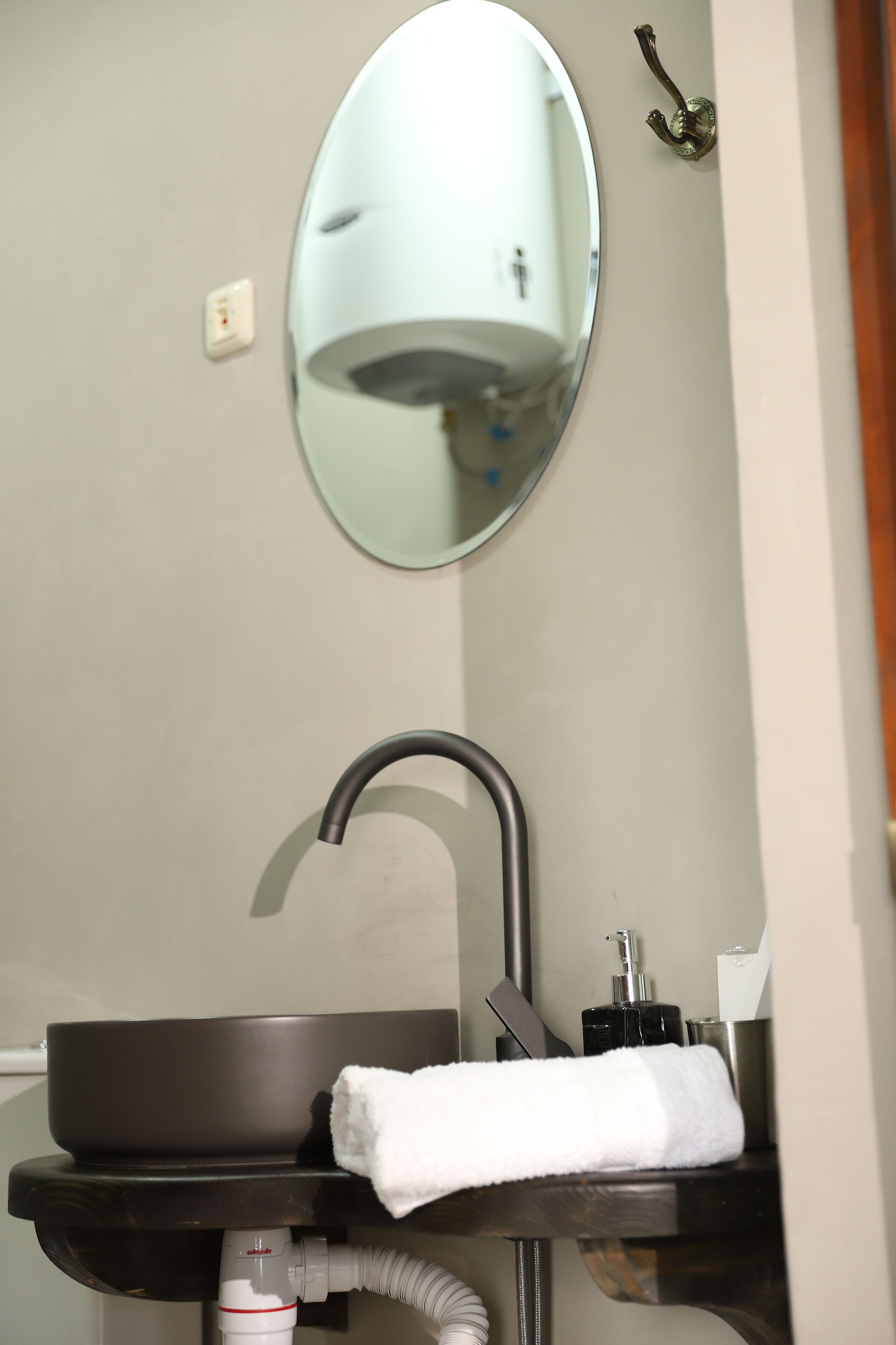 Triple Room | Bathroom | Hair dryer, slippers, towels, soap