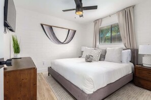 2 bedrooms, iron/ironing board, WiFi, bed sheets