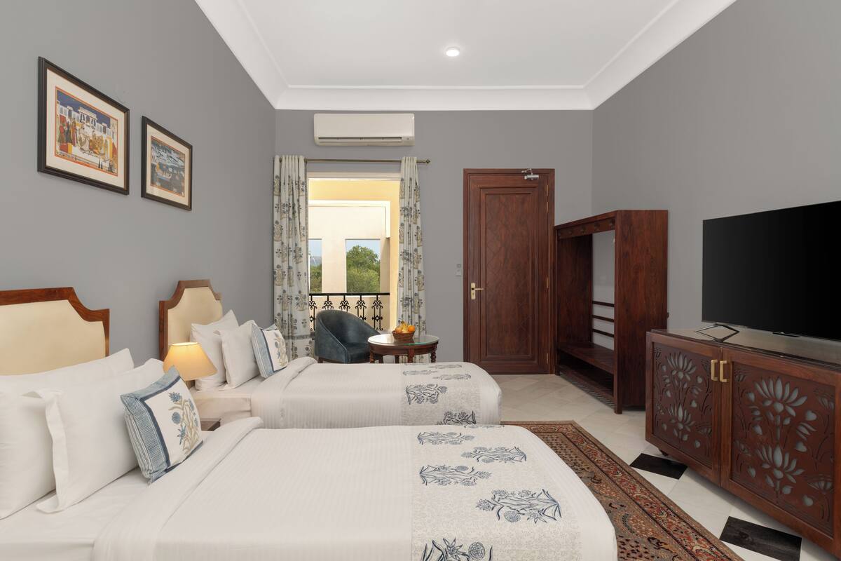 Deluxe Double or Twin Room, Garden View | Egyptian cotton sheets, premium bedding, desk, laptop workspace