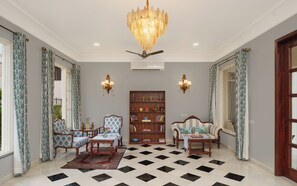 Reception - Chez Lavania A Boutique stay (Udaipur)