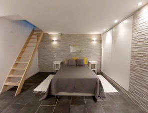 3 chambres, fer et planche à repasser, accès Internet, draps fournis