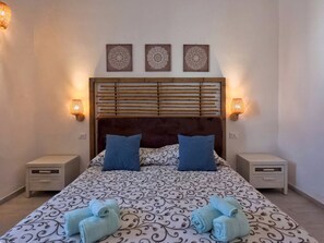 2 chambres, bureau, fer et planche à repasser, Wi-Fi