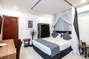 Studio phong cách cổ điển, quang cảnh vườn | Phòng cách âm, truy cập Internet không dây miễn phí 