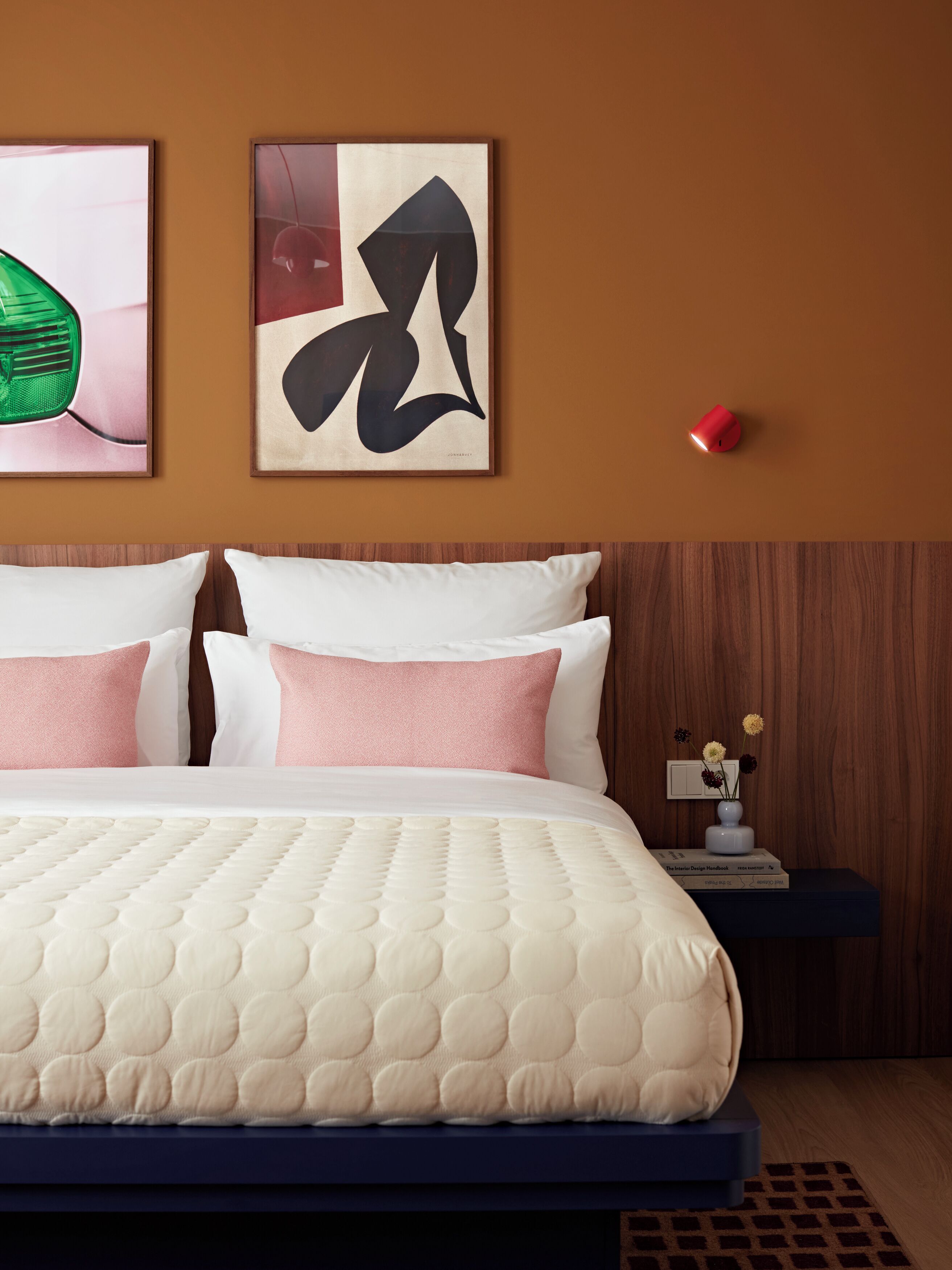 Estudio básico | Ropa de cama de alta calidad y minibar 