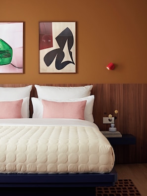 Large Studio with Kitchenette