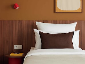 1 bedroom, premium bedding, minibar, in-room safe