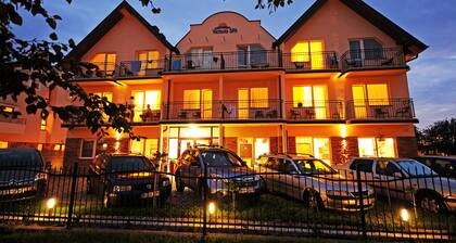 Spa hotel in Gribow near Kolberg, 700m from the beach.