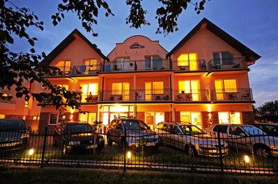 Spa hotel in Gribow near Kolberg, 700m from the beach.