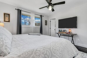 3 bedrooms, free WiFi, bed sheets