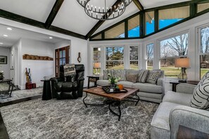 Smart TV, fireplace, books
