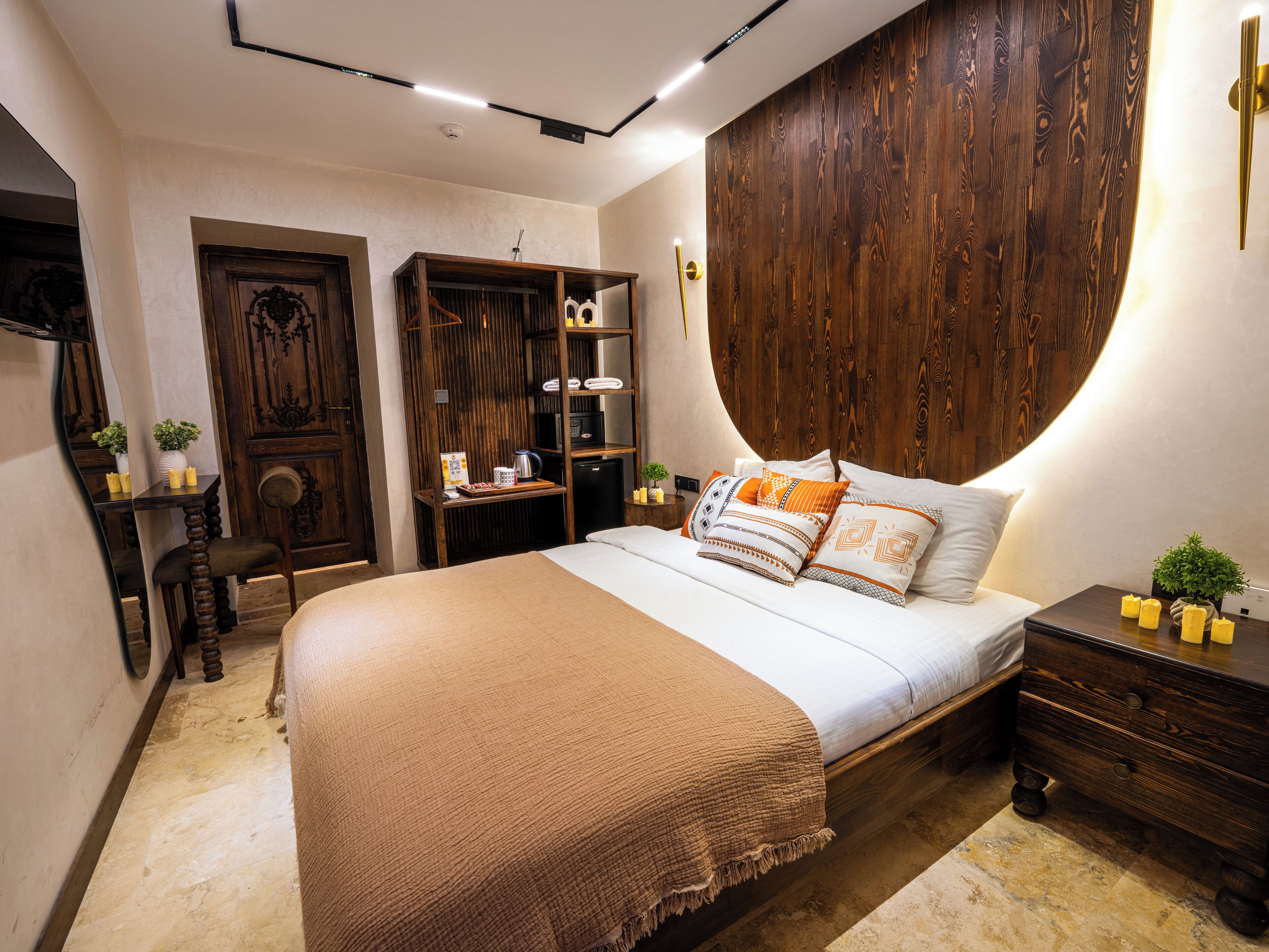 デラックス ルーム | 高級寝具、ミニバー、セーフティボックス (室内)、遮光カーテン