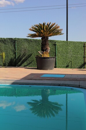 Utomhuspool