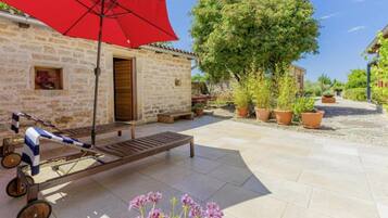 Villa (Poolside Grand Retreat Villa) | Exterieur