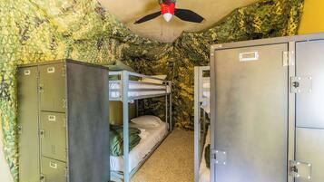 3 soverom, strykejern/-brett, wi-fi og sengetøy