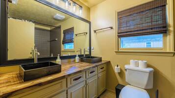 Bruser, hürtørrer, hündklÌder, Shampoo