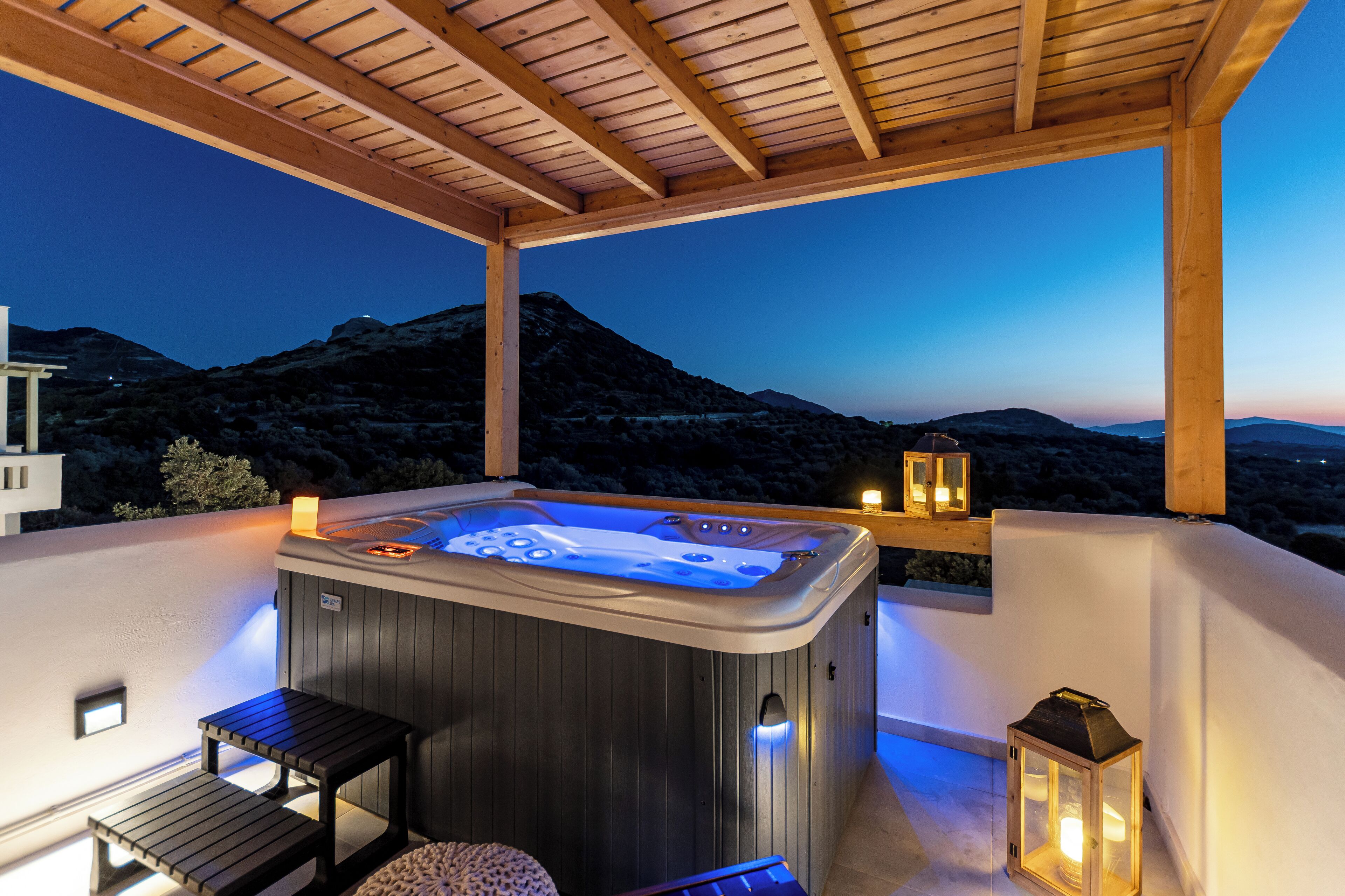 Bañera de hidromasaje exterior