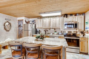 Apartment, 1 King-Bett (Apartment) | Eigene Küche