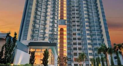 New modern condo (1) with pool @ Bangi