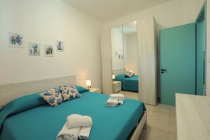 2 slaapkamers, een strijkplank/strijkijzer, wifi, beddengoed