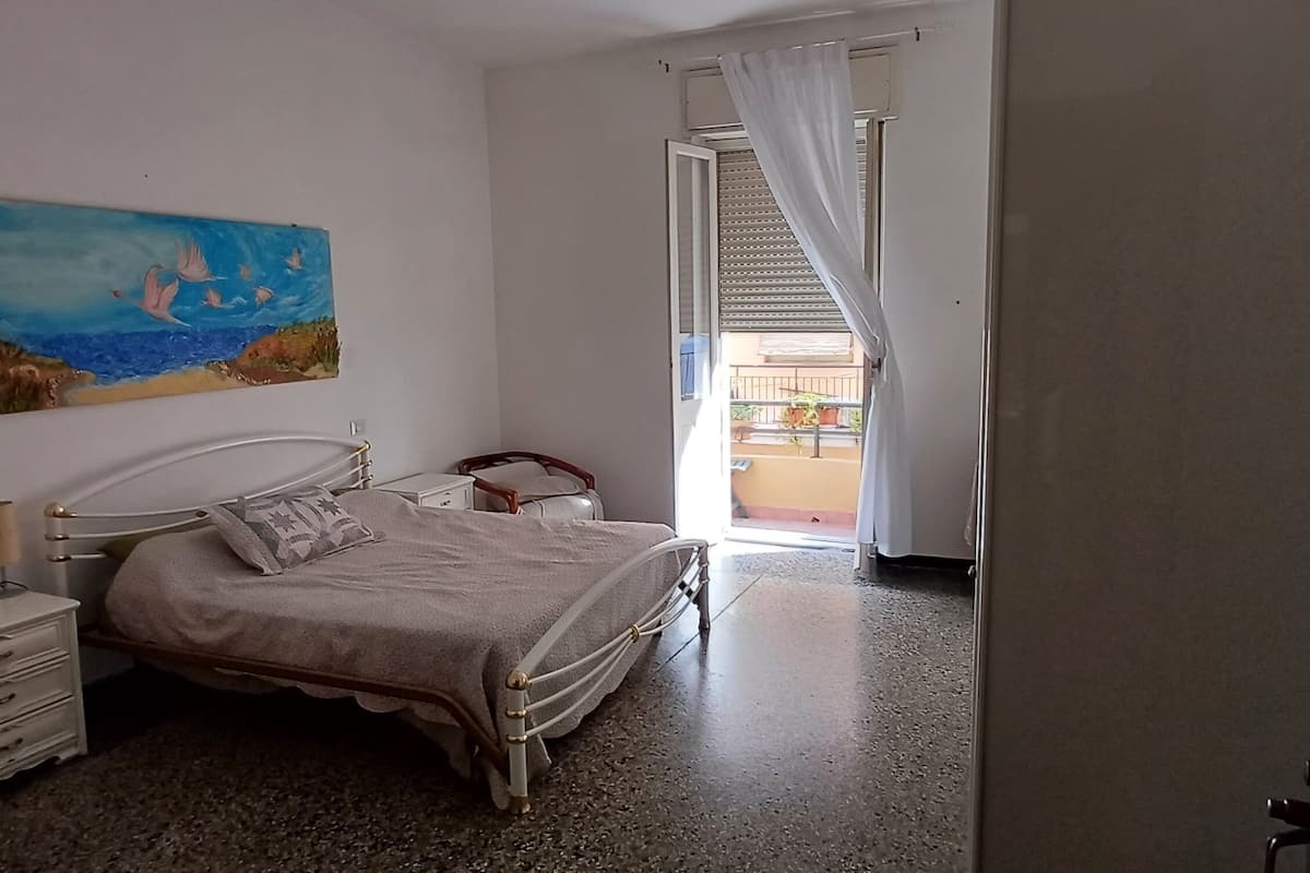 Chambre Double, balcon, vue ville