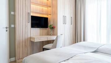 2 Schlafzimmer, Zimmersafe, Bügeleisen/Bügelbrett, Reisekinderbett