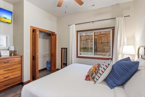 3 Schlafzimmer, Bügeleisen/Bügelbrett, WLAN, Bettwäsche
