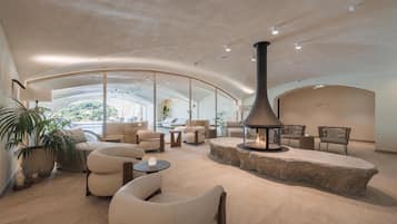 Behandlungsräume für Paare, Sauna, Whirlpool, Dampfbad