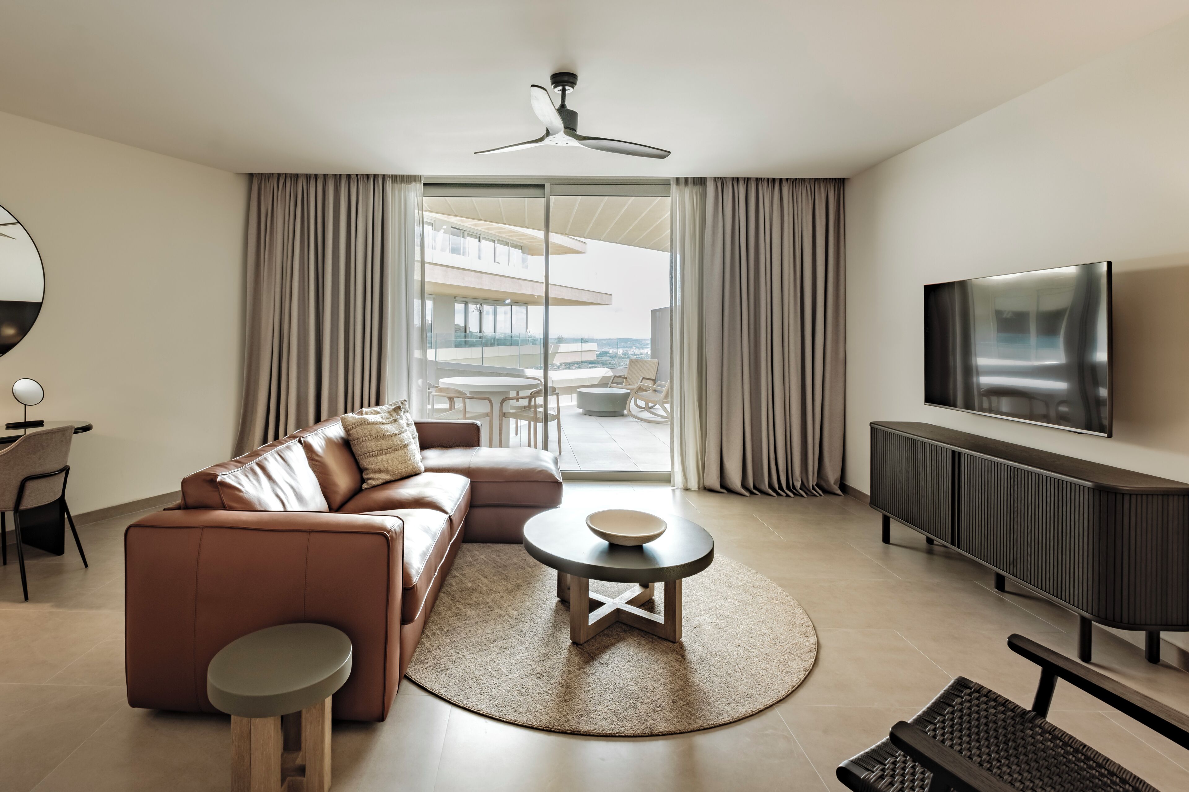 Appartement, 2 chambres, balcon, vue vallée