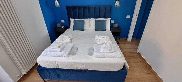 1 bedroom, iron/ironing board, travel cot, bed sheets