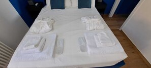 1 bedroom, iron/ironing board, travel cot, bed sheets - Casa Carlotta - Cozy apartment with lake view (Lesa)