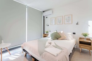 1 camera, ferro/asse da stiro, Wi-Fi, lenzuola