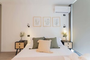 2 habitaciones, tabla de planchar con plancha, wifi y ropa de cama 