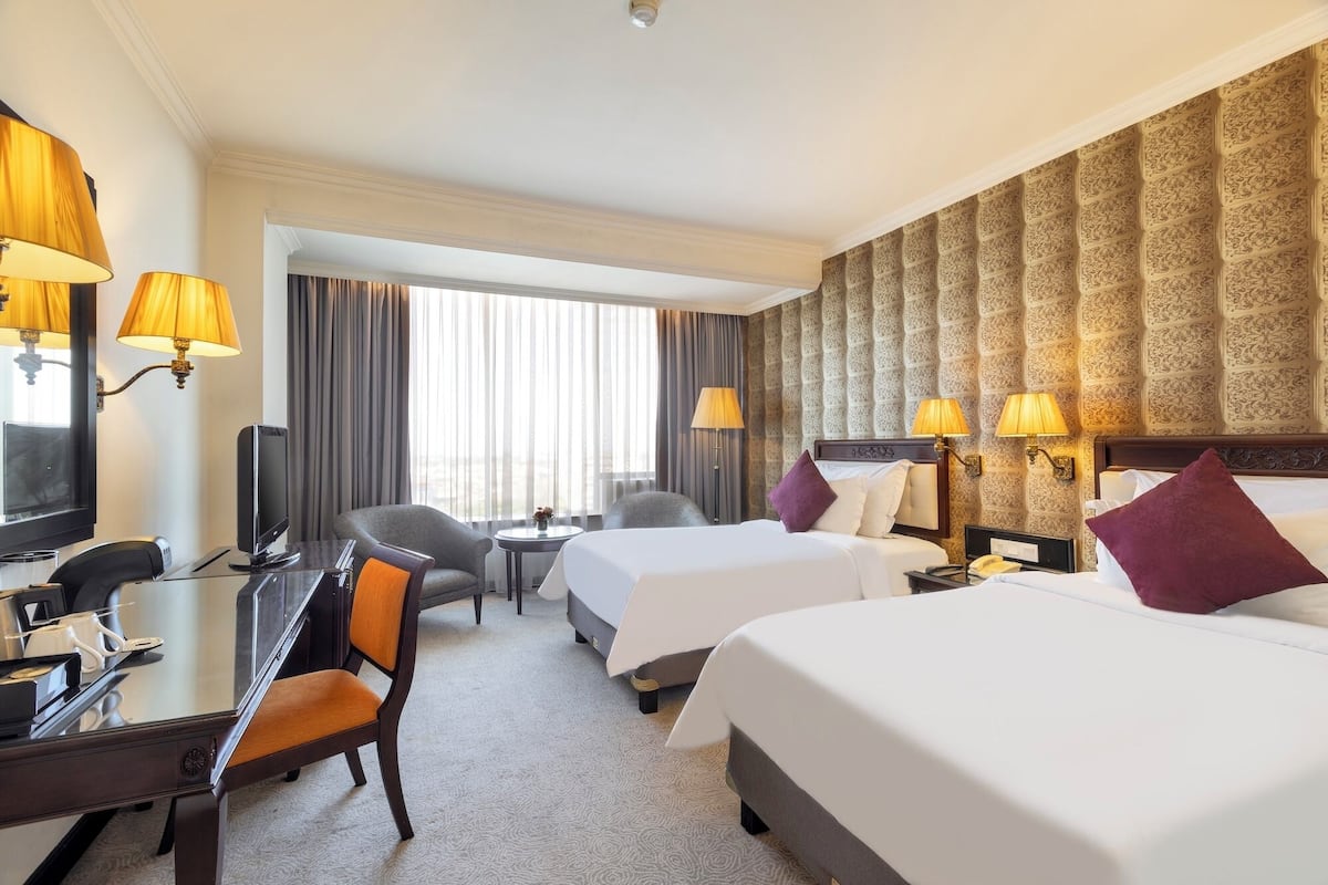 Deluxe Twin Room, City View