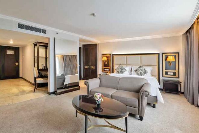 Desk, free WiFi, bed sheets