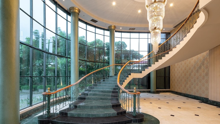 ARTOTEL Suites Aquila Bandung