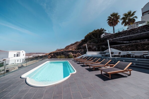 Pool - Caldera View apartment with private Hot Tub and Pool (Akrotiri)