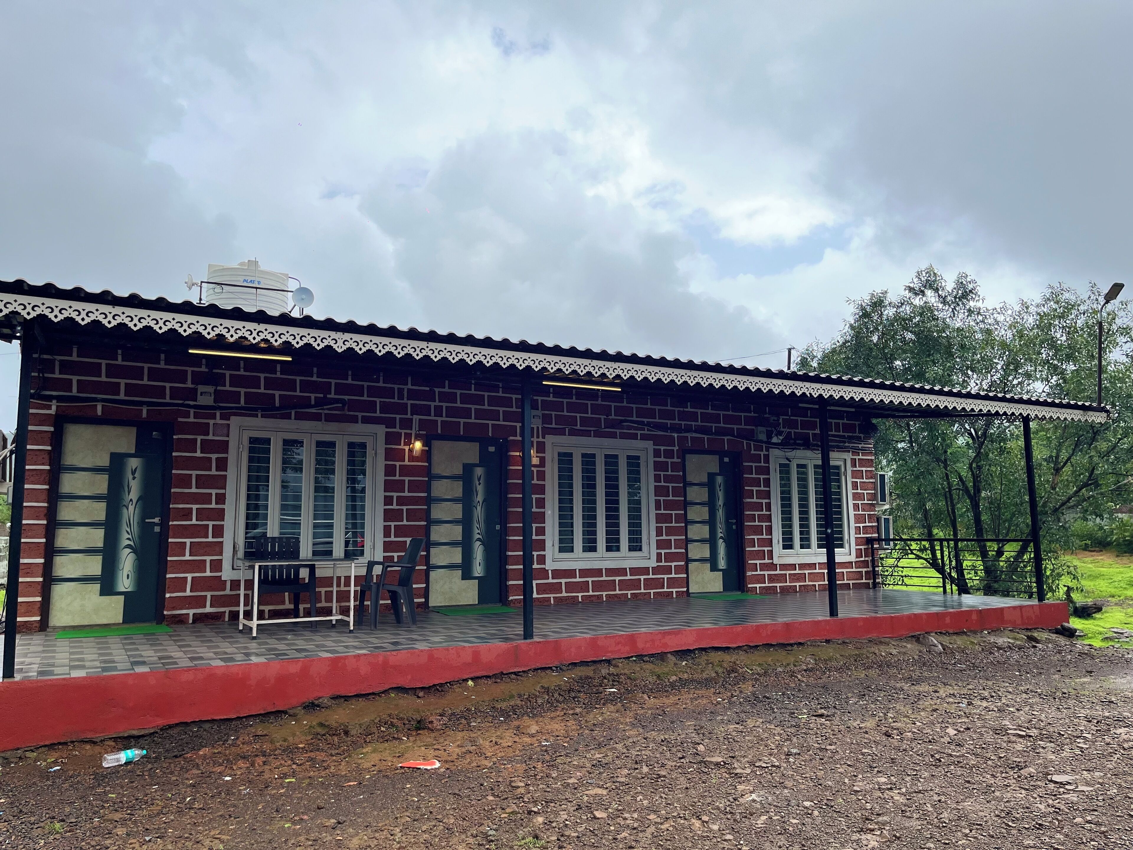 Deluxe Room | Courtyard view