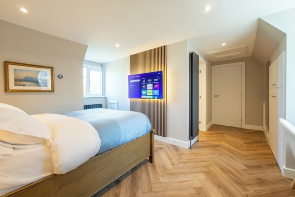 1 chambre, fer et planche à repasser, lit parapluie, Wi-Fi gratuit