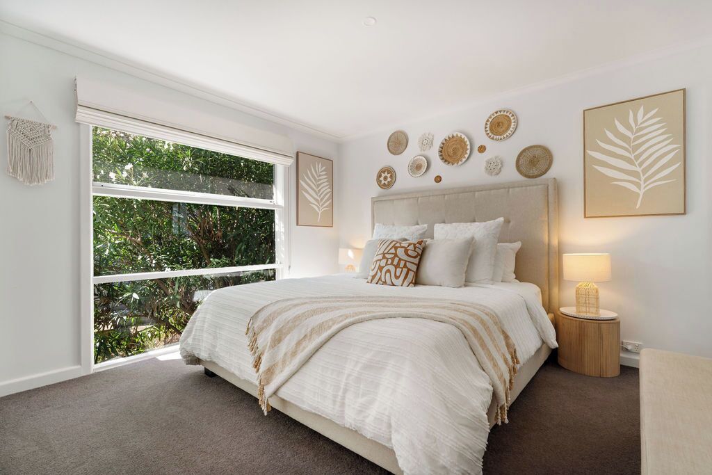 4 habitaciones, tabla de planchar con plancha, wifi y ropa de cama 