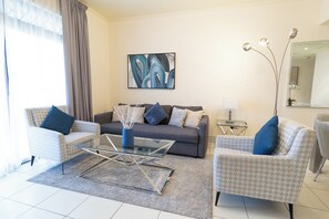 Deluxe Apartment, 2 Bedrooms, Non Smoking, Kitchen