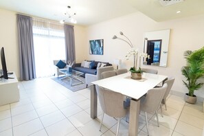 Deluxe Apartment, 2 Bedrooms, Non Smoking, Kitchen | Free WiFi - Reehan 1 - Happy Season - 2BR - Downtown (Dubai)