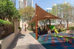 Children’s play area – outdoor