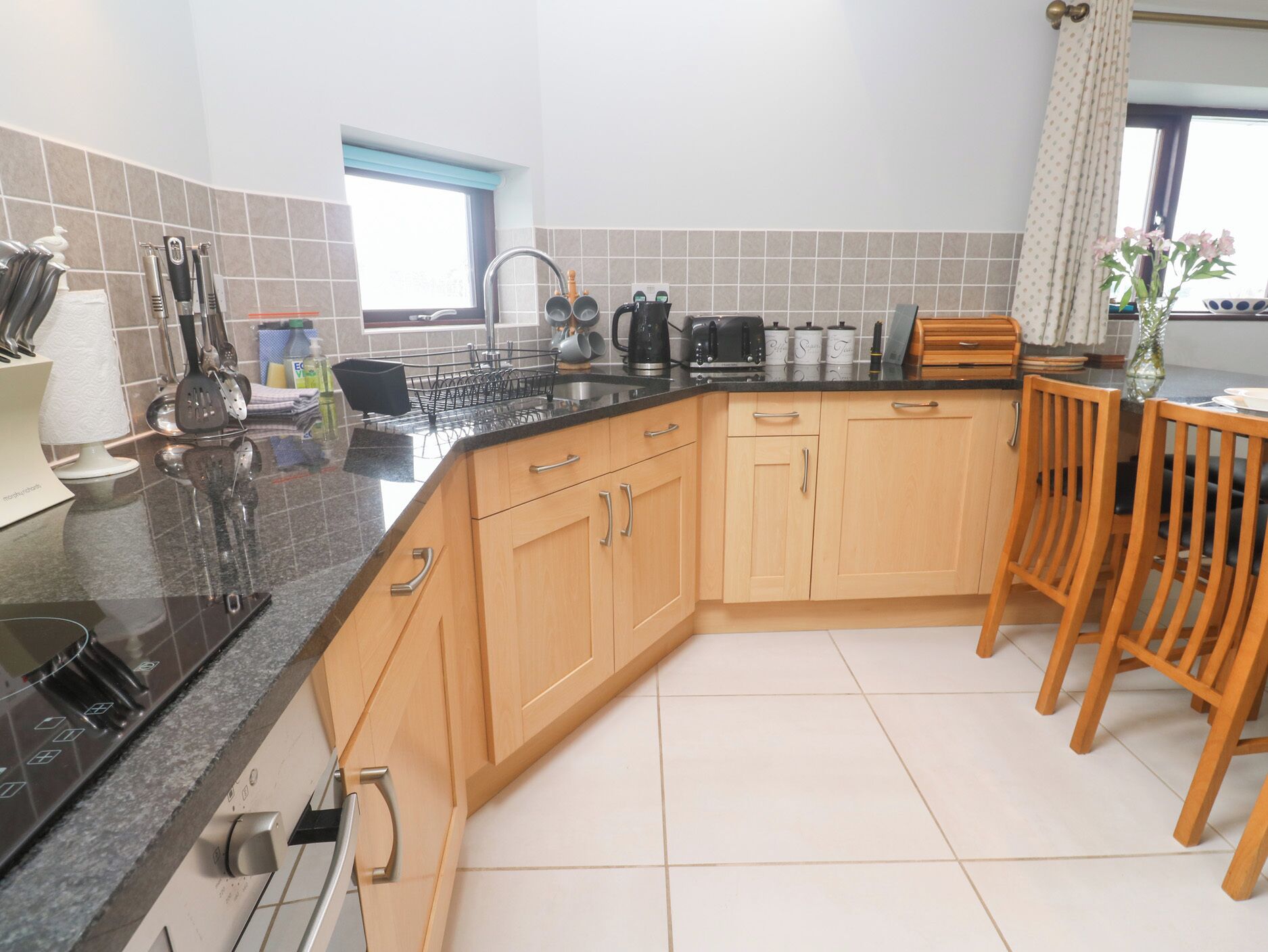 Lavavajillas y utensilios de cocina