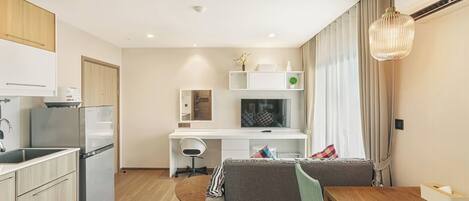 スタンダード アパートメント バルコニー コートヤードビュー | 1 室のベッドルーム、セーフティボックス (室内)、ノートパソコン用作業スペース、遮光カーテン